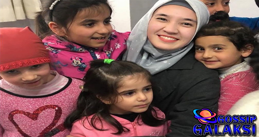 Rangkul Anak Palestina ,Dhini Aminarti Banjir Doa dan Dukungan